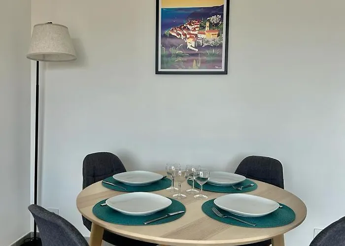 Centre, Jardin Bioves, Casino Apartment