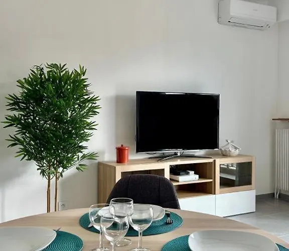 Apartman Centre, Jardin Bioves, Casino Menton